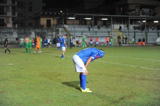 La delusione finale in casa Aversa (Foto Vincenzo Di Monda)