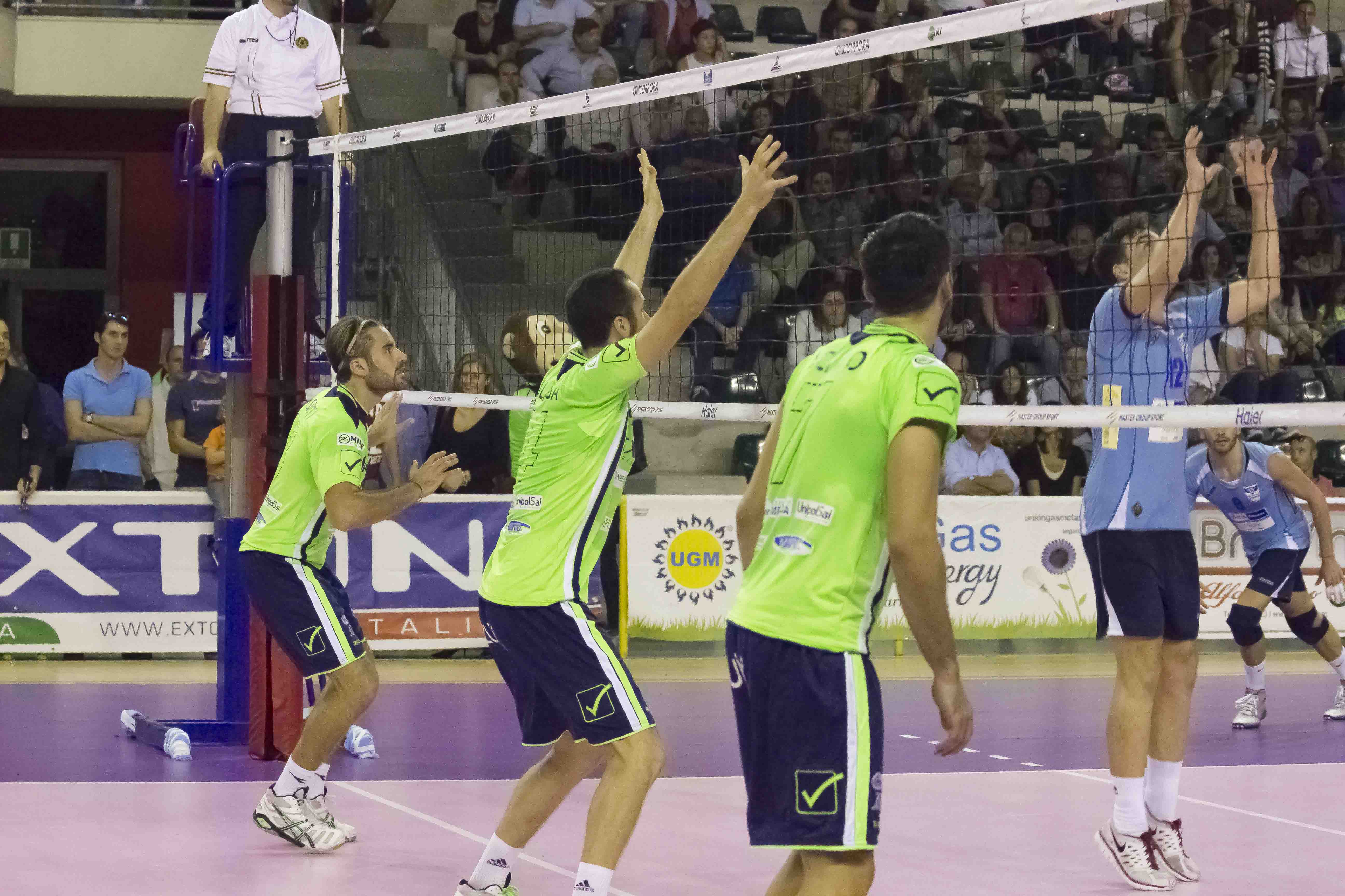 Per l’Exton Aversa un bedutto incoraggiante: 3-1 al Cinquefrondi