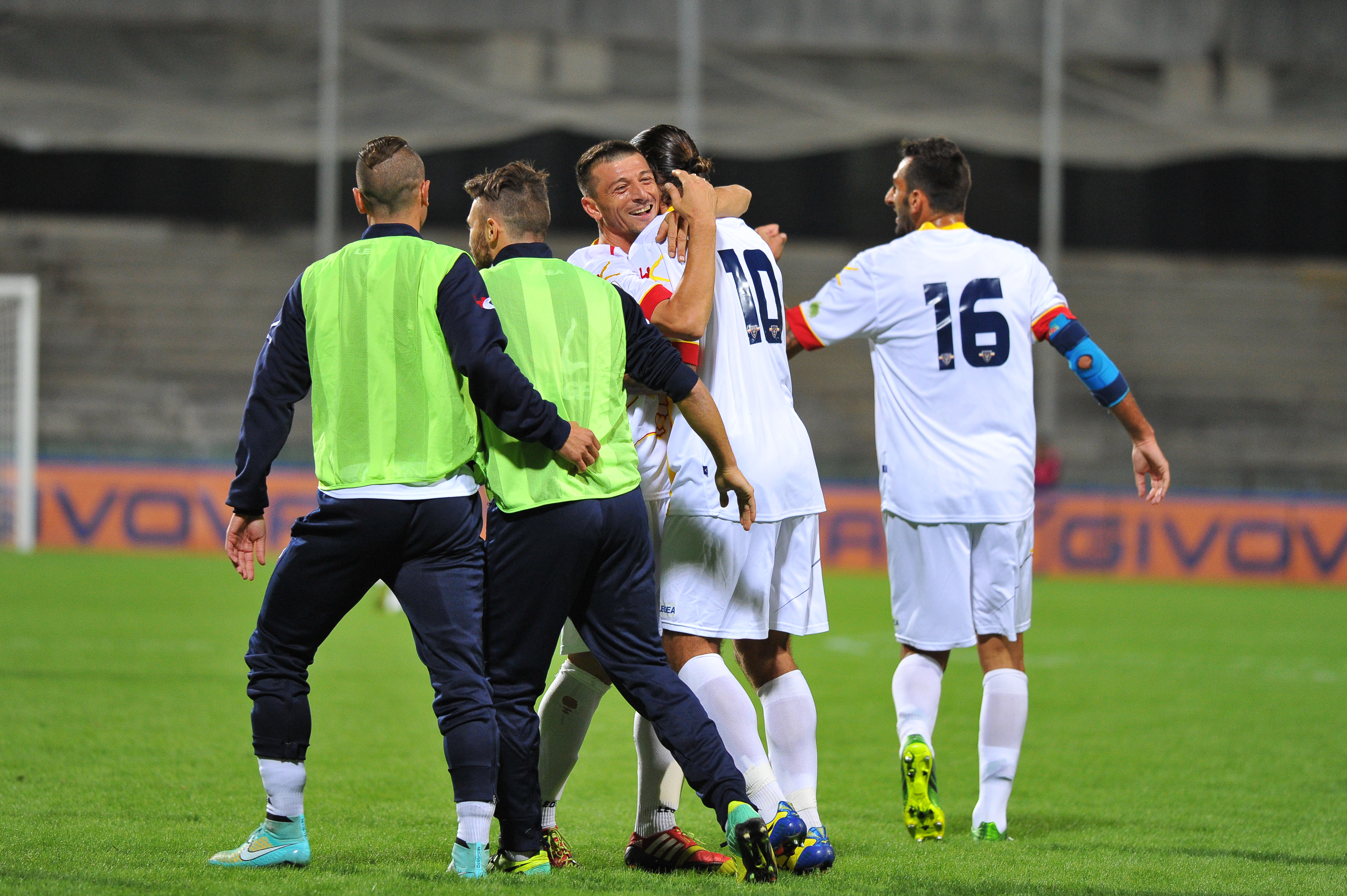 Lega Pro il punto: Benevento solo in vetta,  Reggina a picco, colpi esterni per Juve Stabia e Matera