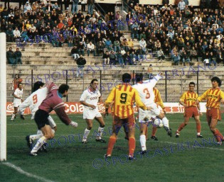 Il gol di Giordano in Lecce-Casertana del '91