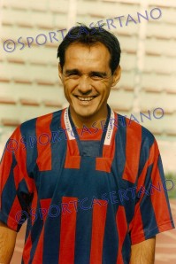 Pedro Pablo Pasculli con la maglia della Casertana