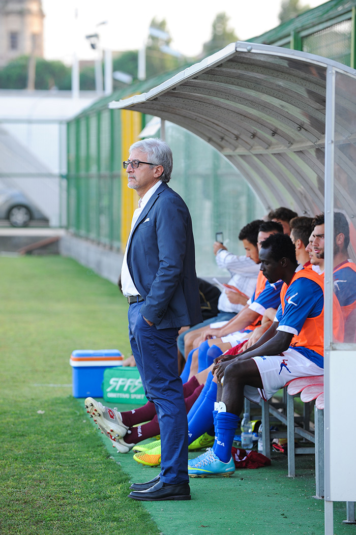 L’Aversa deve cambiare passo, Spezzaferri: “Uno visto una squadra diversa, ma che amarezza l’indifferenza della città”