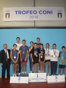 Trofeo_Coni,_1°_posto_Piemonte,_2°_Marche,_3°_Sardegna, _premiati_da_presidente_Fitet_Campania_Sergio_Roncelli
