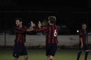 Un'esultanza alla Serie A di calcio a 11 (foto Gianfranco Carozza)
