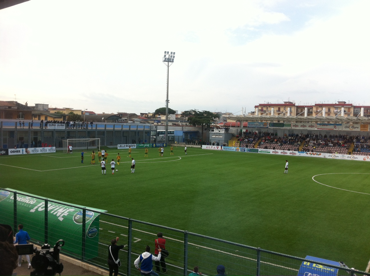 Iadaresta illude il Marcianise, poi Celiento regala il pari alla Frattese