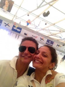 Nicoletta e Simona Abbate in un selfie a bordo vasca lo scorso anno (foto: Facebook)