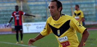 Ciotola in gol contro la Reggina (Foto Giuseppe Scialla)