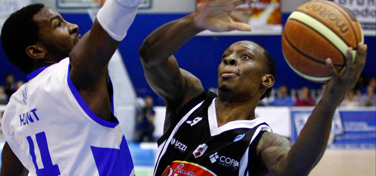 0-6, per chi chiama da fuori Caserta