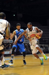 Young è uscito troppo presto dalla contesa (Foto Filauro)