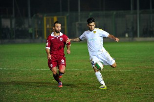 Giannusa in azione contro la Juve Stabia (Foto Vincenzo Di Monda)