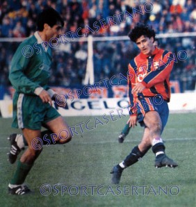 Benny Carbone contro l'Avellino nel '91