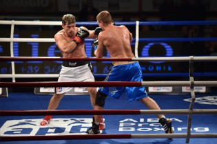 Clemente Russo contro Pinchuk (Foto Vincenzo Di Monda)