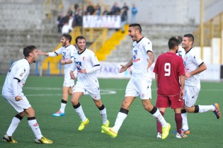 Checcucci del Savoia in gol contro la Reggina (Foto Vincenzo Di Monda)