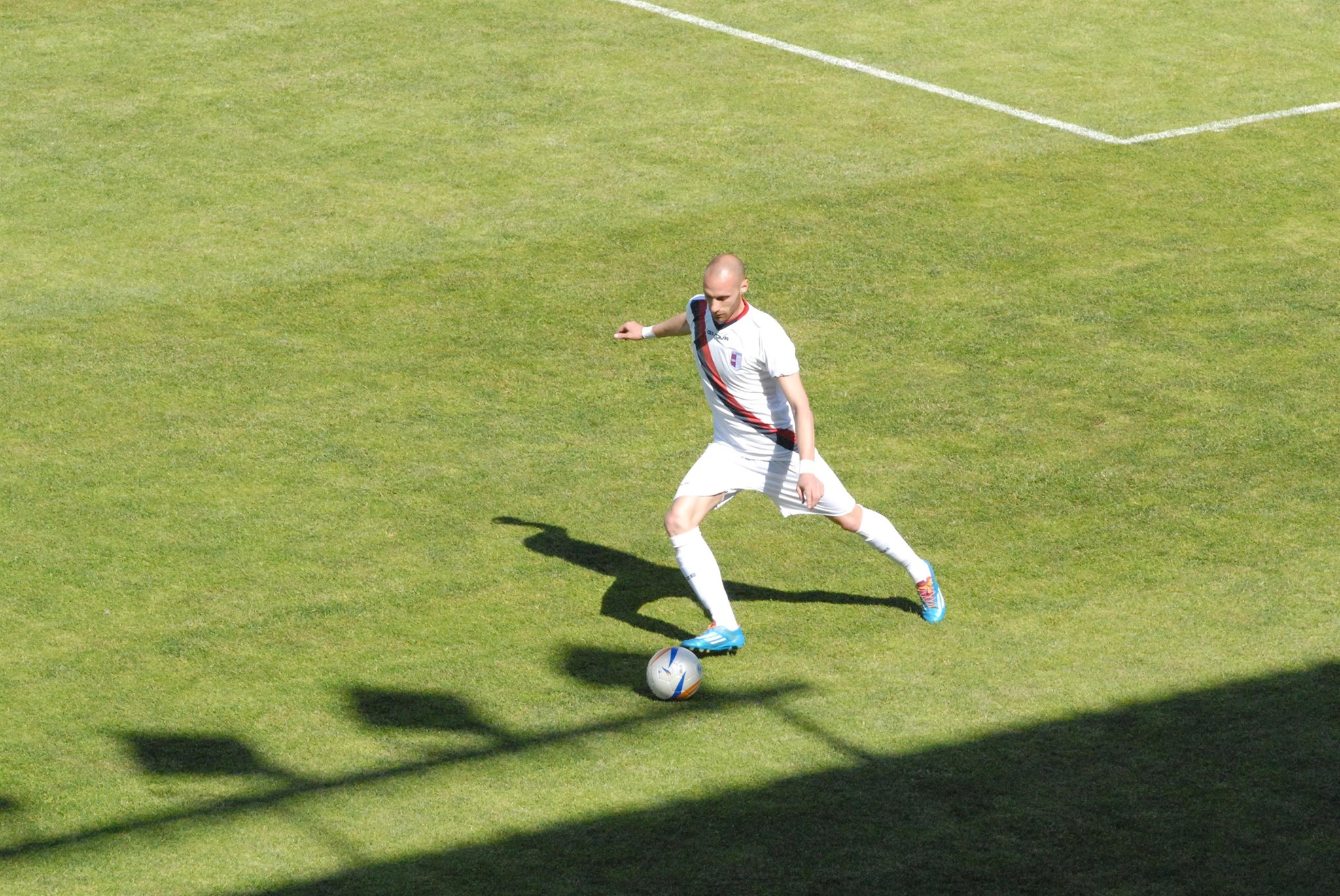 La Vibonese conta le assenze, Ferraro sprona i suoi:”Serve una gara perfetta per battere la Sessana”