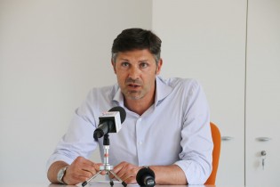 Carlo Barbagallo durante la conferenza alla Cofiba