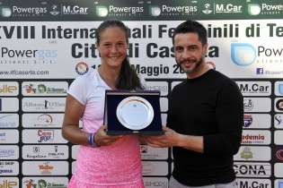 Darya Kasatkina premiata da Pascarella (Foto Gennaro Buco)