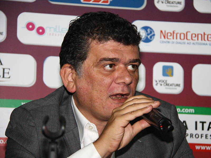 Casertana arriva la fumata bianca: Corvino nuovo presidente e perfezionata l’iscrizione al campionato