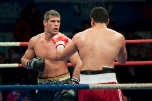 Clemente Russo sul ring (Foto Vincenzo Di Monda)