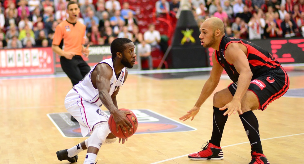 Un playmaker per la JuveCaserta: spunta il folletto David Holston, l’alternativa è Michael Thompson