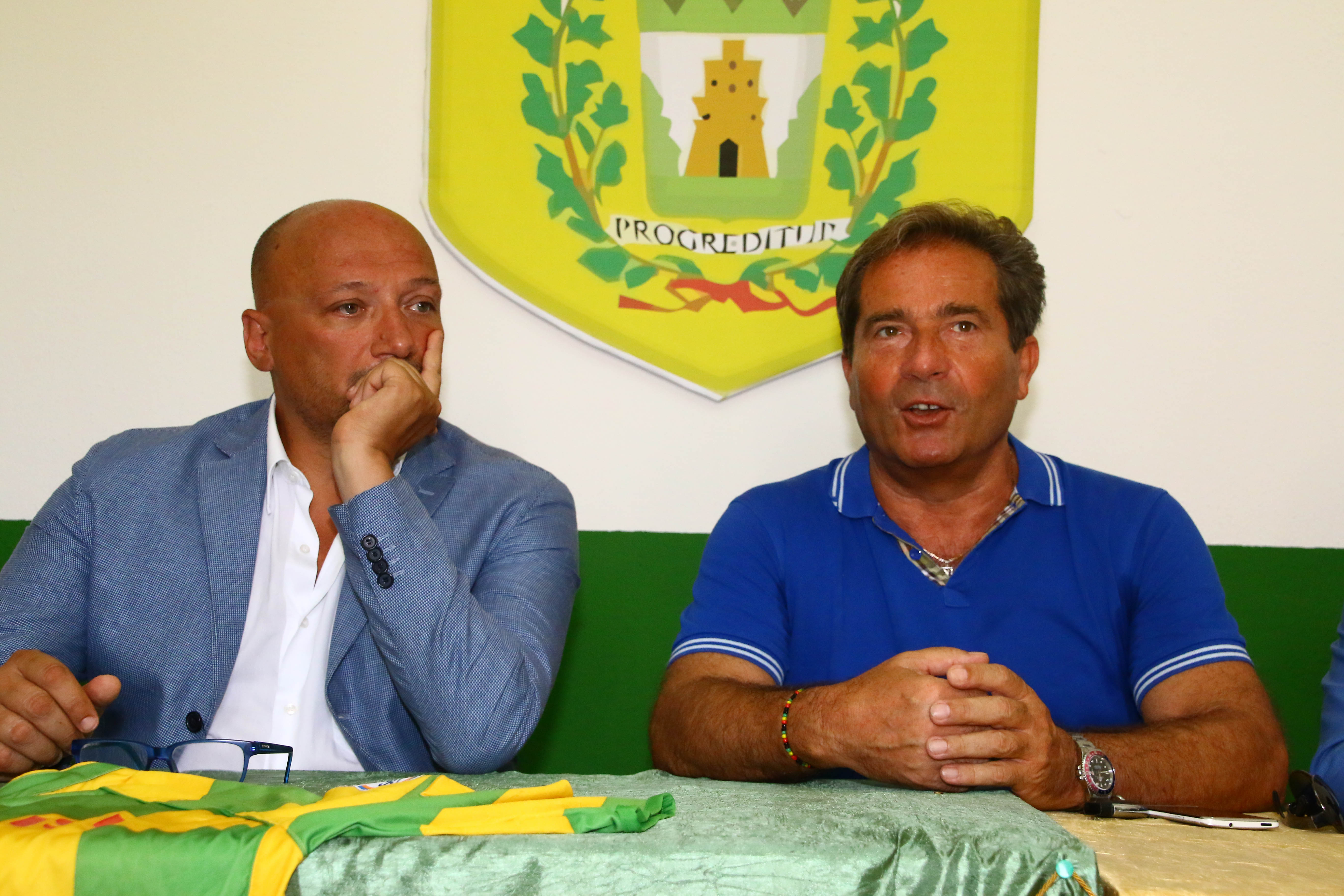 VIDEO – Marcianise anno zero, le interviste a De Micco e mister Campana