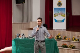 Marco Carrano durante la spiegazione