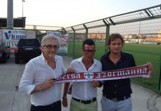 Il presidente Spezzaferri con il ds Orabona e mister Chianese