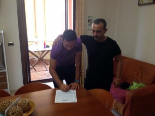 Solli al momento della firma