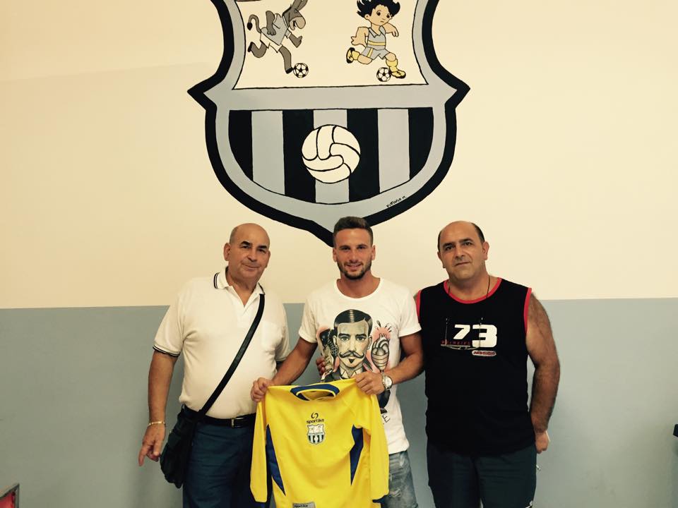 La Real Maceratese ufficializza l’acquisto di Antonio Sparaco: in società il direttore marketing Rosario Tagliamonte