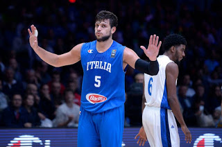 Alessandro ‘il Grande’ porta l’Italia ai quarti