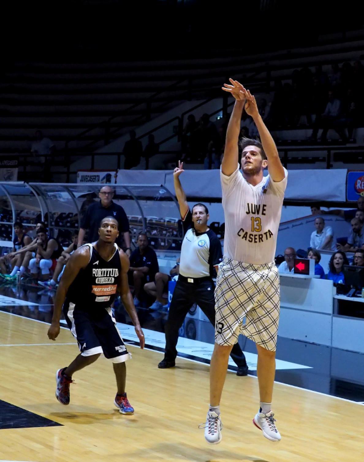 JuveCaserta, senza Siva non c’è storia: bianconeri battuti dall’Orlandina in finale al memorial Basciano