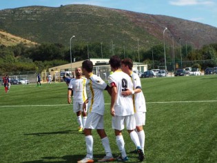 Esultanza della Sessana (foto Gino Ragnino)