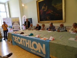 PRESENTAZIONE DELLA REGGIA REGGIA DEL 2015 001