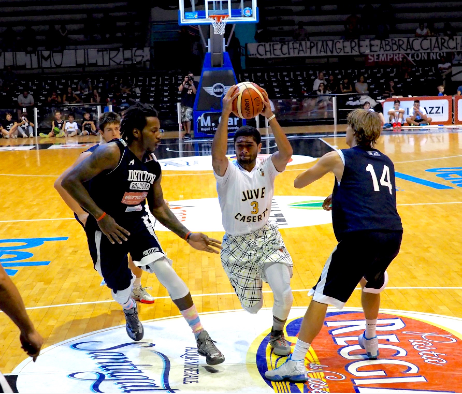 Siva mania, ma la Juve cresce