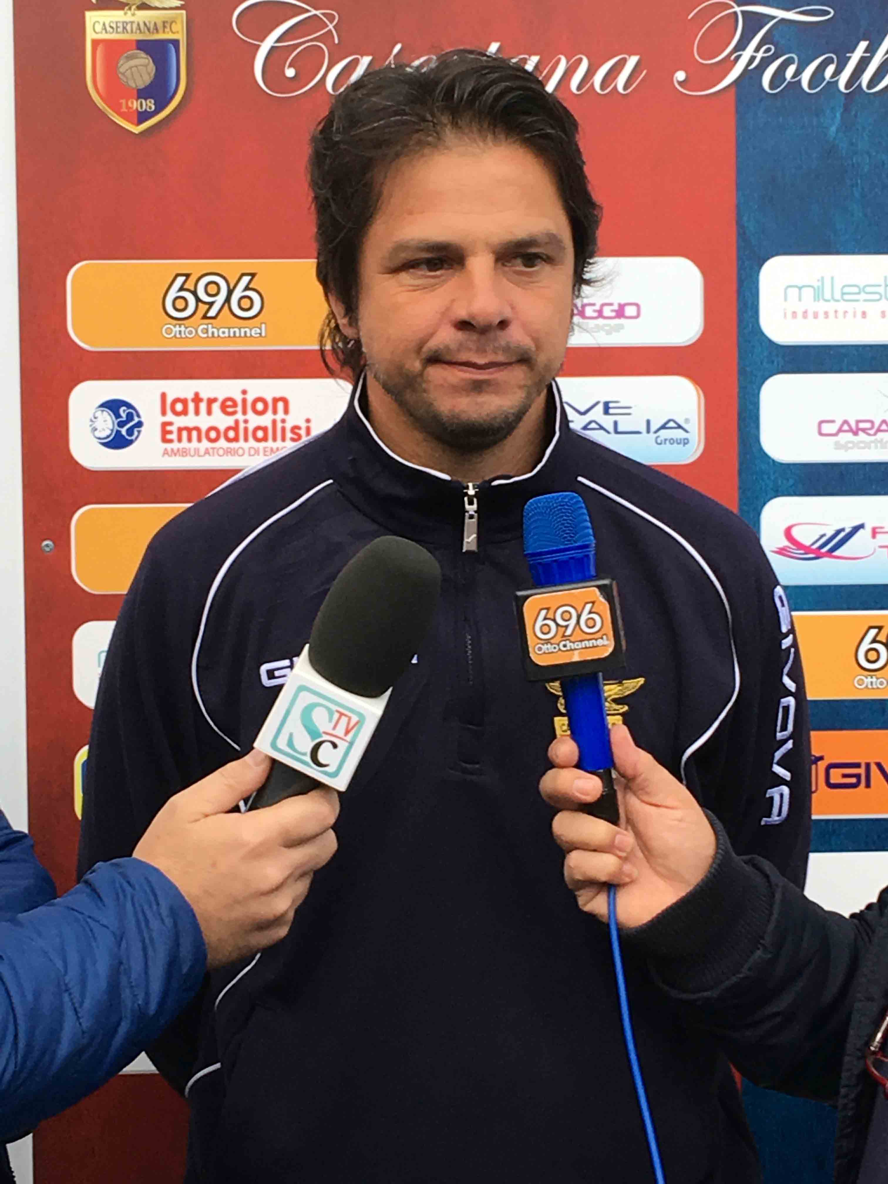 Romaniello e la Casertana senza paura: “Auteri vuole vincere? Mi fido dei miei ragazzi e possiamo batterli”