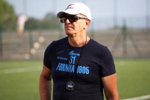 Violenza senza fine nel calcio: aggredito l’allenatore del Formia Rosolino