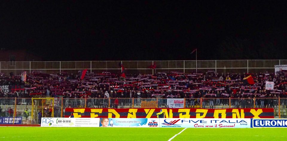 I tifosi della Casertana (Foto Scialla)