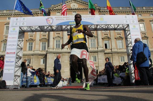 Seconda edizione della maratona ‘Reggia Reggia’, al via domenica alle 9