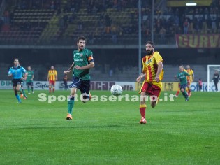 Marotta in azione contro il Cosenza (Foto Scialla)