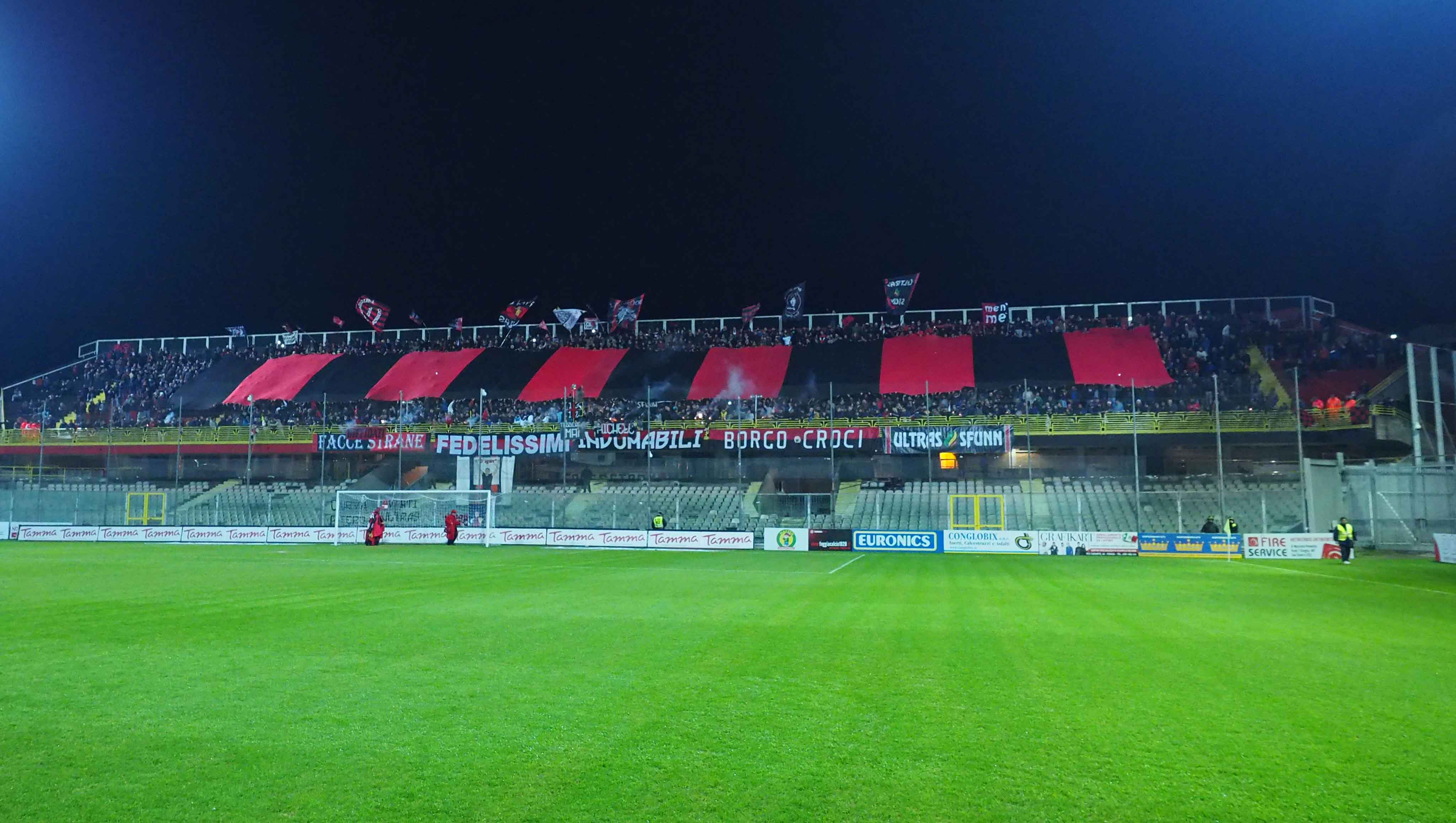 I tifosi del Foggia (Foto Scialla)