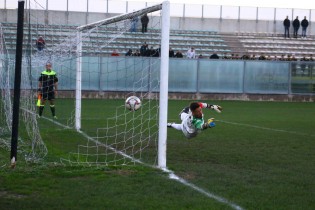 Il rigore decisivo di Ruggiero