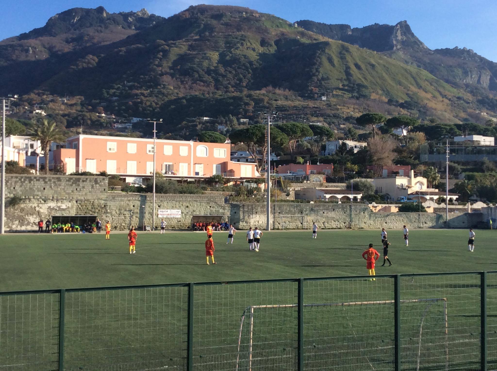 Sessana: qualificazione con brivido a Forio, ora semifinale con il Portici