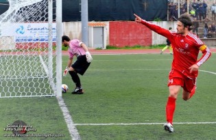 Gennaro Vitale con la maglia del Gaeta, sua ex squadra (foto Leonardo D'Angelo, Sport Agency)