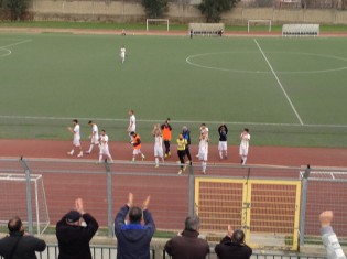 La Sessana esulta a fine gara (Ufficio Stampa US Sessana 1915)