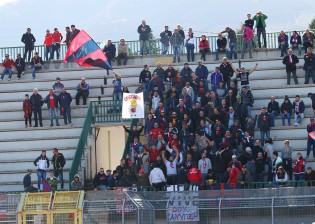I tifosi della Casertana a Melfi (Foto Scialla)