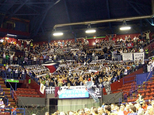 Paladesio inagibile, Milano-Caserta cambia location