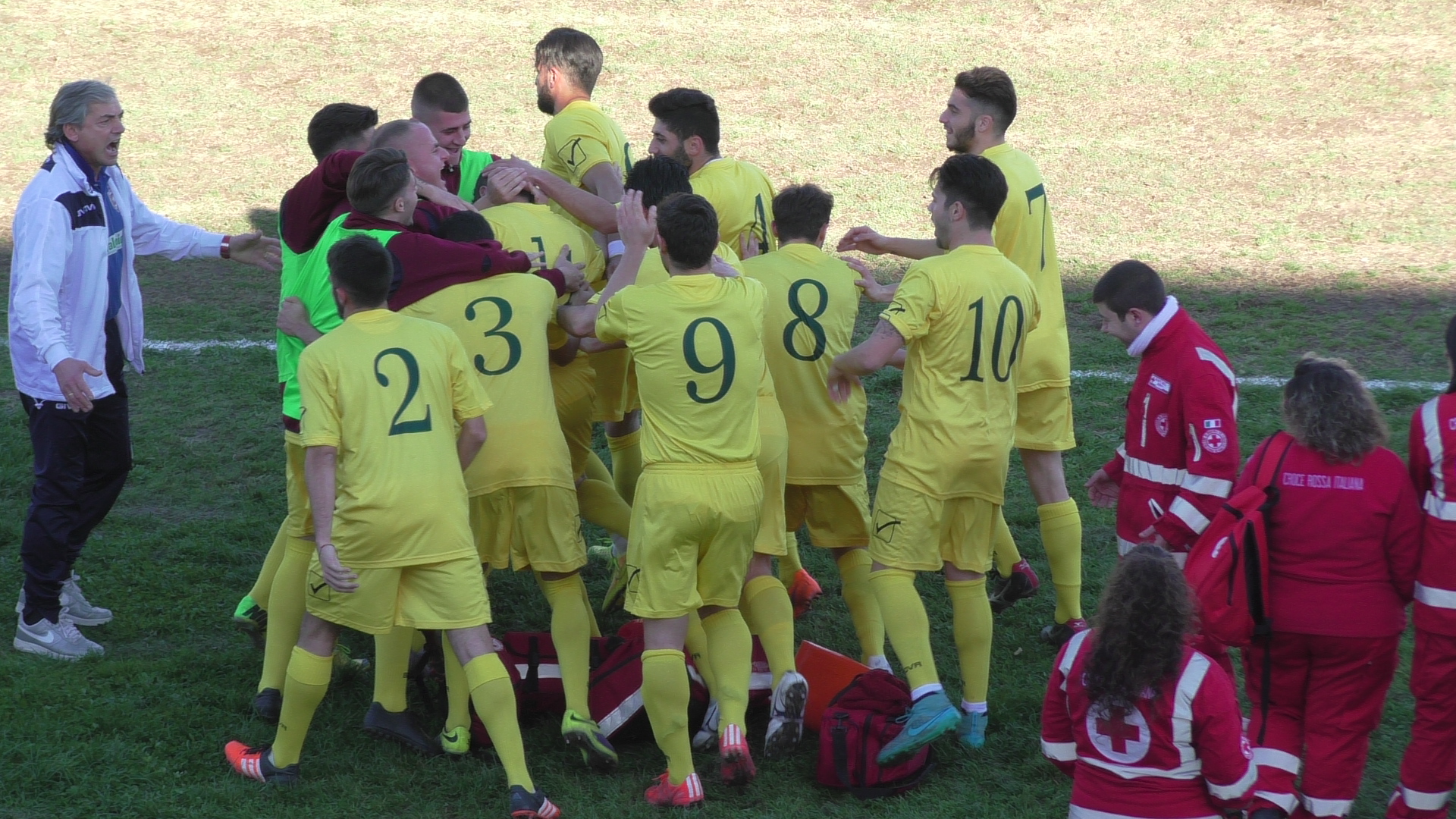 Brutto Mondragone, l’Isola di Procida ringrazia e vince in rimonta