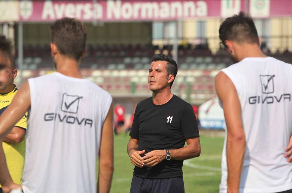 Aversa lancia la sfida alla capolista Cavese: i nomranni sognano l’impresa