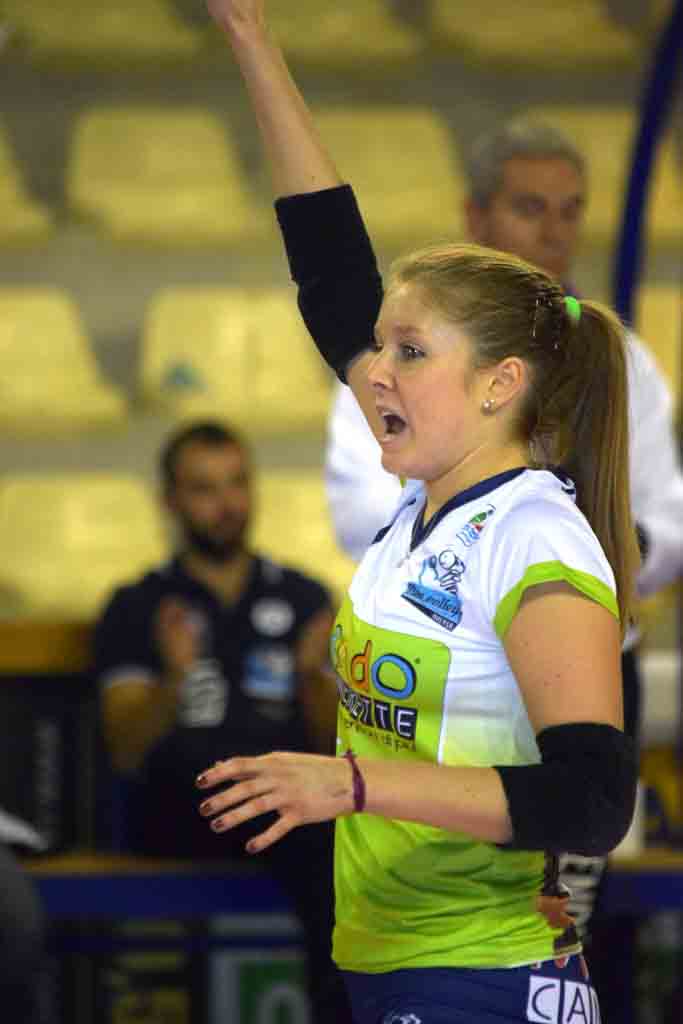 Clendy Aversa in trasferta a Chieri, il libero Bresciani: “Sarà dura ma vogliamo riprendiamoci i punti persi per strada”