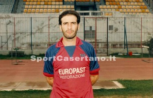 Primo Maragliulo con la maglia della Casertana