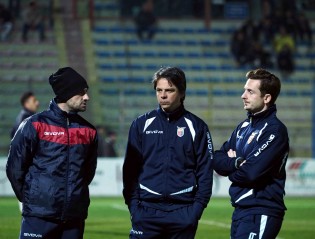 Mister Romaniello con il vice Tedesco e il dott. Antonio Pezzullo